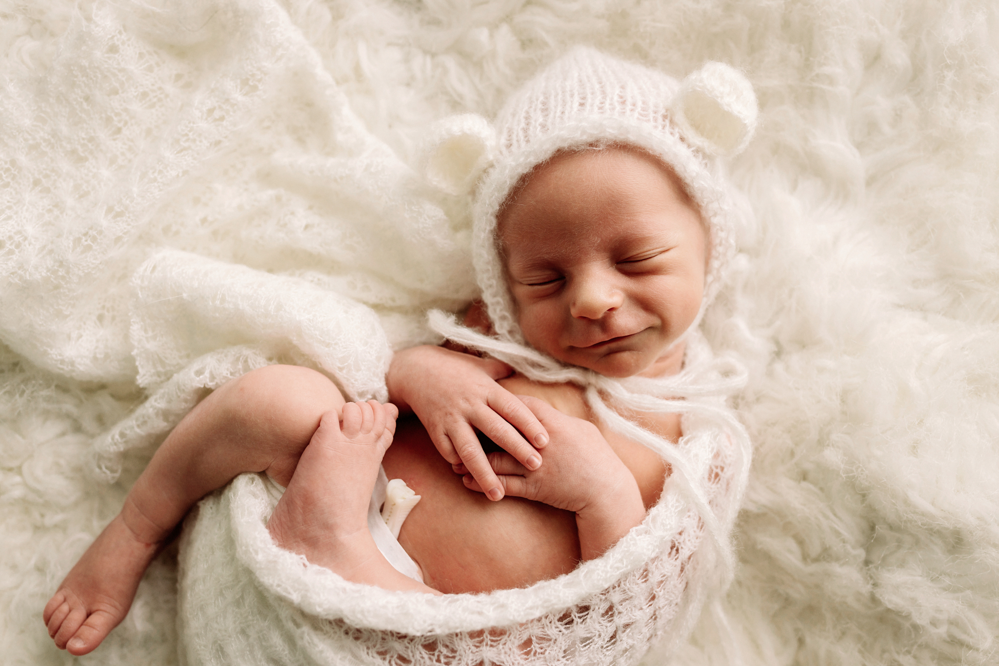 Newborn twins | Photography by Mandy Caldwell